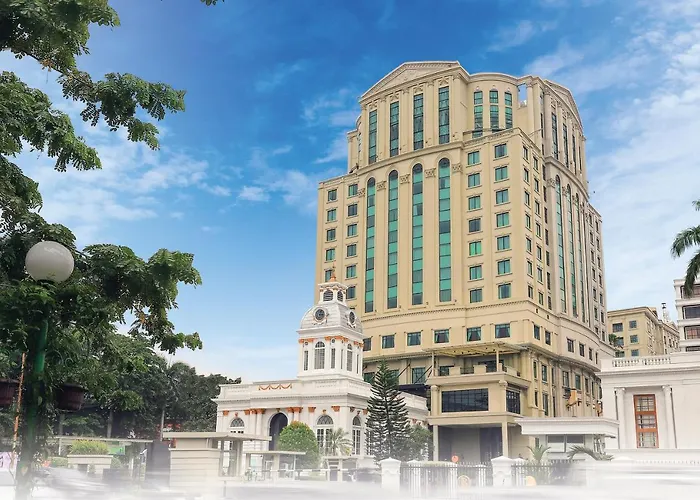 Grand City Hall Hotel & Serviced Residences